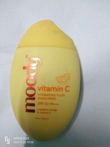 Moody Vitamin C Sunscreen SPF 50