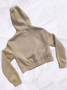 Beige crop hoodie (UNUSED)