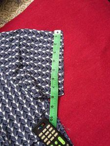 Trendy Geometric Print Shirt top condition