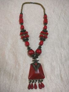 Red Bead Necklace with Pendant