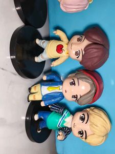 little mini bangtan figurines