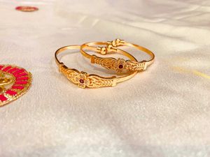 Exquisite Gold Bangles with Red Stone Accent