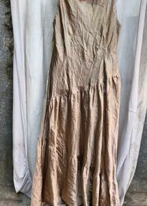 81712. Elegant Gold Tiered Maxi Dress