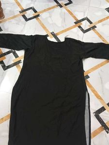 Black Embroidered Kurta