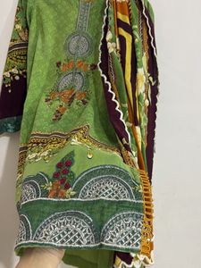 Pakistani Suit with Dupatta