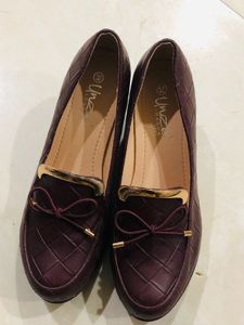 BRANDNEW Wine Heels Women