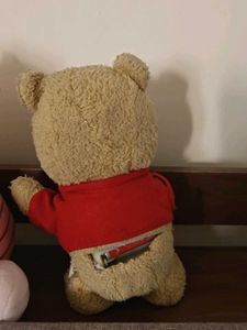 Electronic Winnie the pooh and plush piglet