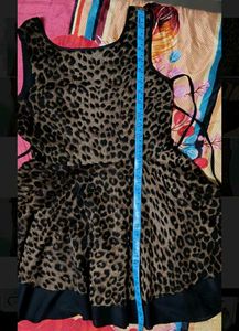 Chic Leopard Print Mini Dress