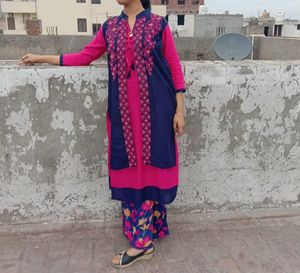 Limited Offer !! Beautiful Pink Kurta Attached Shrug