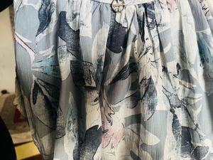 Beautiful Floral Print Midi 👗 🤍dress