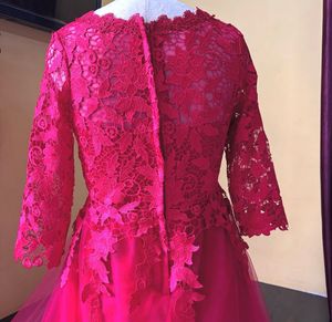 Elegant Red Lace &amp; Tulle Gown