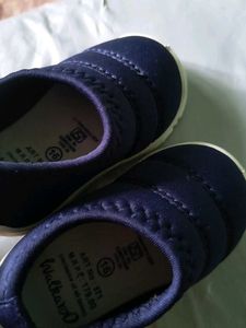 Comfortable Navy Blue Kids' Shoes size is 16