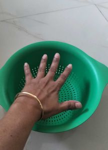 Green Colander Strainer