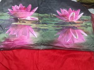 Beautiful Lotus Print velvet  bed sheet with pillo