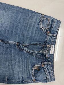 Zara Classic Blue Fade Denim Jeans