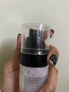 Swiss Beauty Glow Up Makeup Fixer