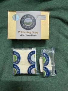 ST. DALFOUR whitening Soap with Glutathione sample