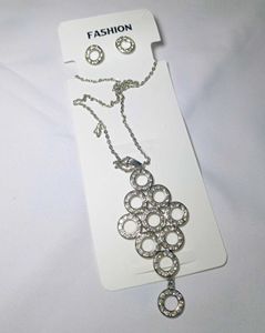 Sparkling Circle Pendant Necklace & Earrings Set