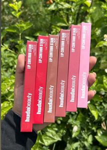 Huda Beauty Lip Contour Stains