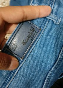 Blue Denim Jeans with Zipper Detail