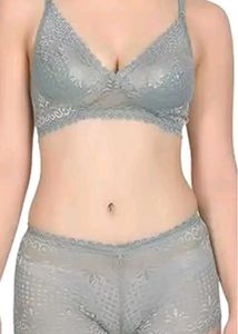 Women's Lace Bralette & Panty Set