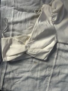 ZARA Twist-Front Crop Top