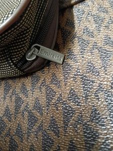 Emirates Amenity Pouches Set Of 3