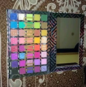 BPerfect Cosmetics Eyeshadow Palette
