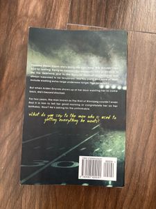 The Wall of Winnipeg and Me - Mariana Zapata