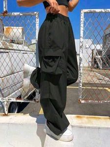 Relaxed Black Cargo Pants