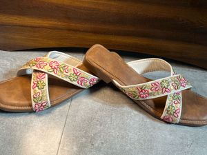 JAIPUR handcrafted embroidered flats