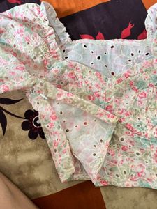 Floral Eyelet Puff Sleeve Top