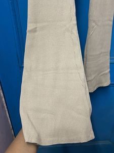 Ribbed Flare Leggings
