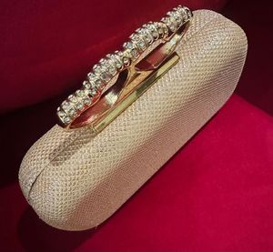 Sparkling Heart Ring Clutch