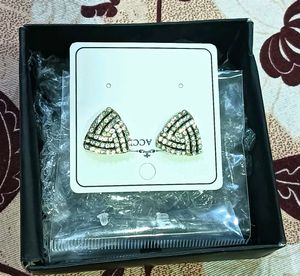 Sparkling Triangle Stud Earrings