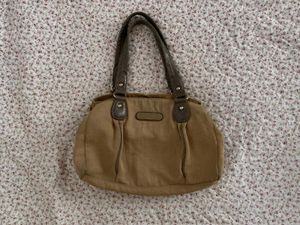 Stylish Tan Shoulder Bag
