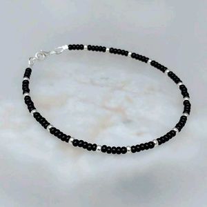 Beaded bracelet