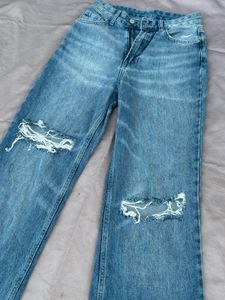 Distressed Wide Leg Jeans