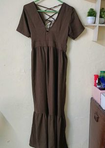 Elegant Brown Maxi Dress with Lace-Up Detail