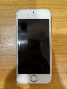 iPhone SE (1st Generation) / 32GB (Rose Gold)