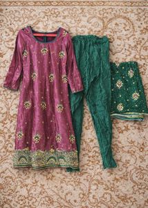 Elegant Green Embellished Saree