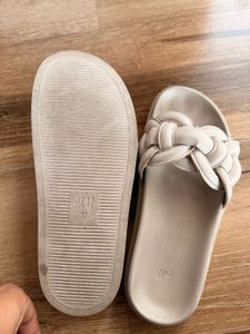 Stylish Beige Braided Slides
