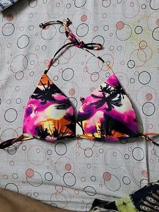 Vibrant Tropical Print Bikini Top