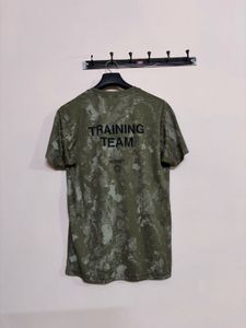 T-shirt Olive Green Graphic Tee