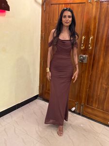 Elegant Brown Off-Shoulder Maxi Dress