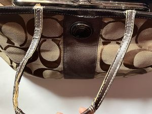 Coach Kisslock Tote Bag
