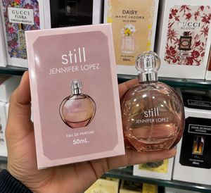 Marc Jacobs Daisy Eau So Fresh Perfume
