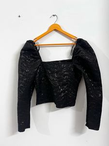 h&amp;m Black Puff Sleeve Square Neck Top