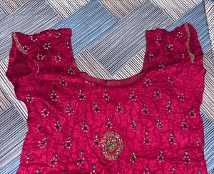 Embroidered short kurti