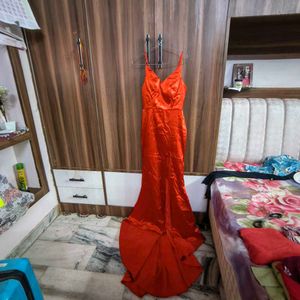 tail gown